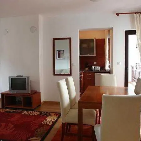 Winslow Atrium 3*