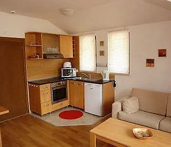 Winslow Atrium 3*